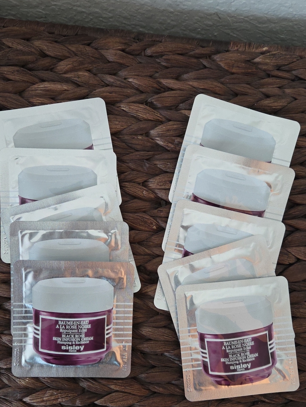 Sisley Black Rose Skin Infusion Cream Sachets - Purple and White